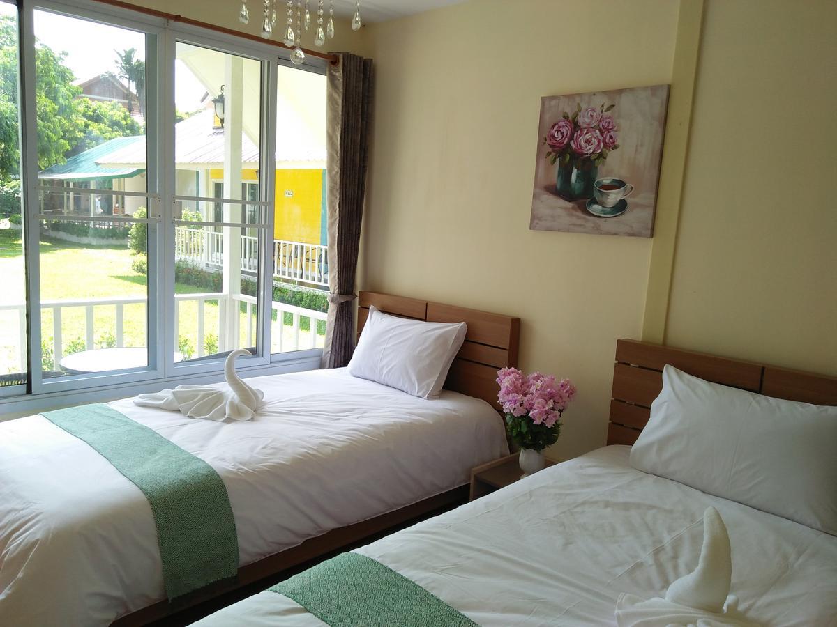 Bo Tree Cottage On The River Mukdahan Bagian luar foto
